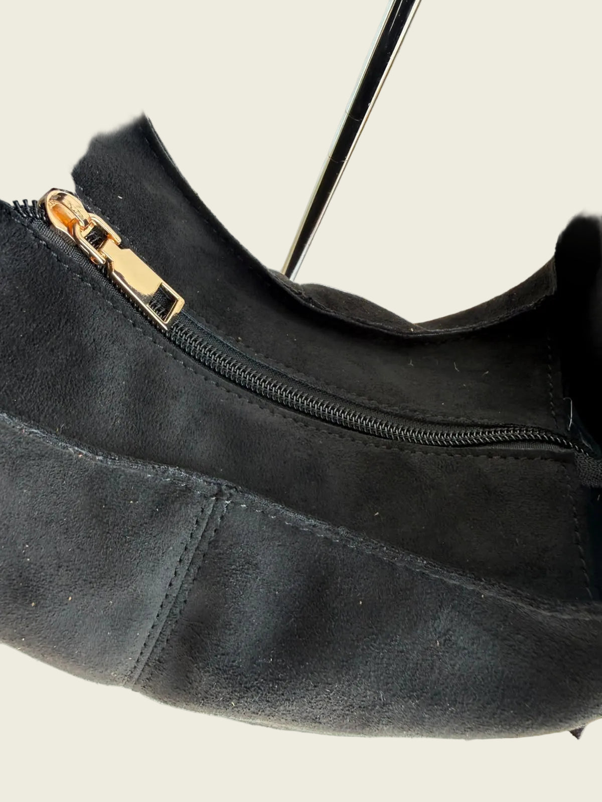Black Vera Crossbody Bag