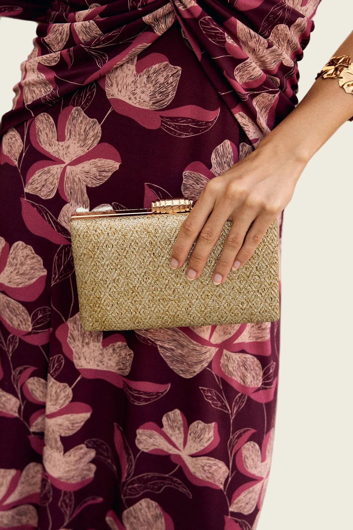 Giani Gold Woven Clutch Bag